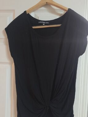 Elite Collection Black Twist-Knot Short Sleeve Tee